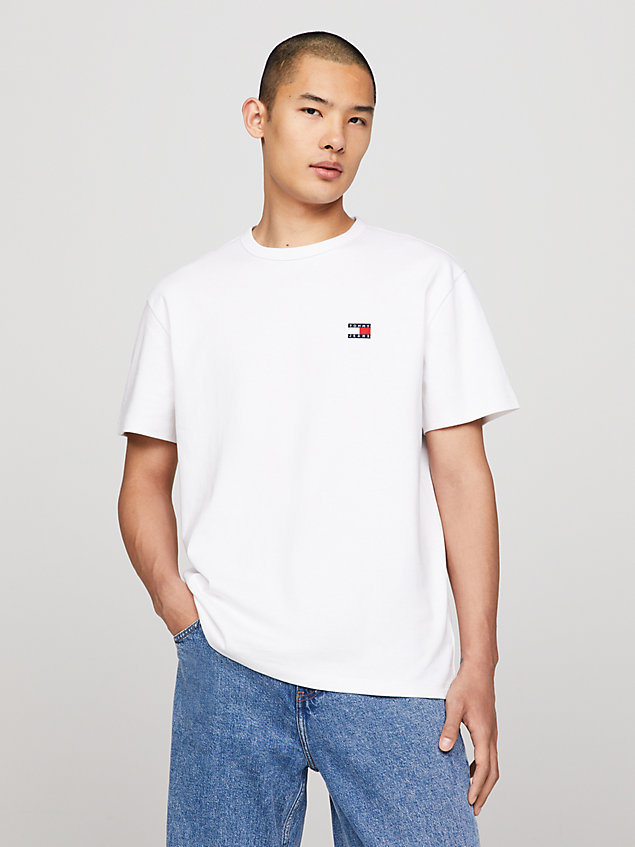 white badge embroidery crew neck t-shirt for men tommy jeans