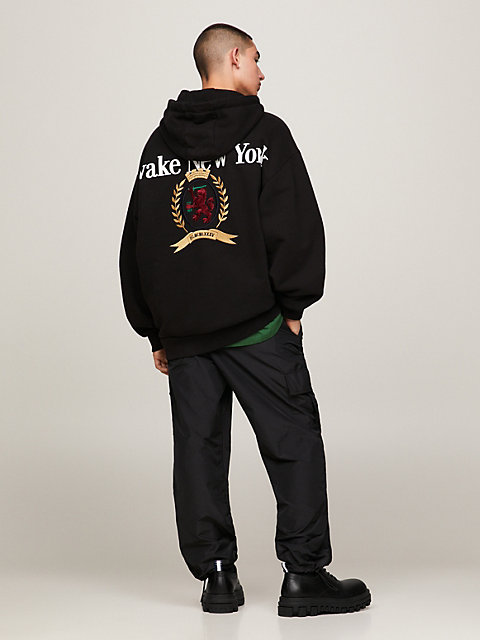 black tommy x awake ny relaxed fit hoodie mit großem logo für herren - tommy jeans