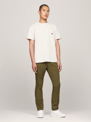 beige t-shirt mit waffel-struktur und brusttasche für herren - tommy jeans