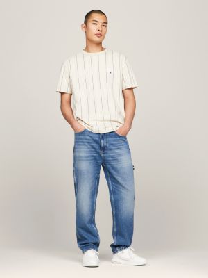 beige varsity rundhals-t-shirt mit nadelstreifen für herren - tommy jeans