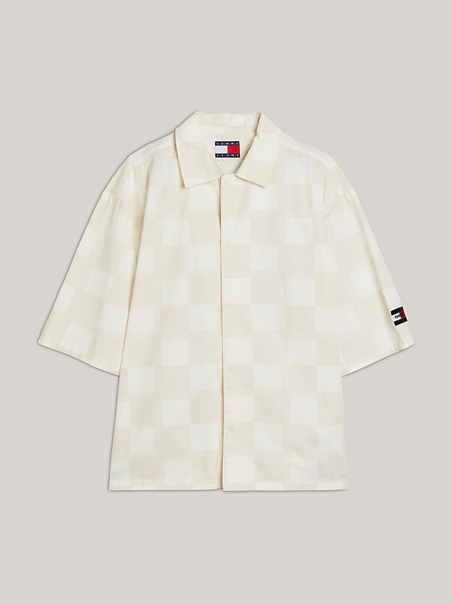white dual gender checkerboard boxy short sleeve shirt for men tommy jeans