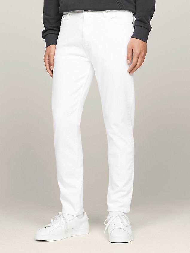 denim classics dad regular tapered white jeans for men tommy jeans