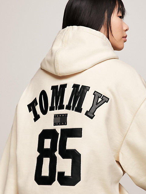 white tommy remastered 1985 collection genderneutraler hoodie für herren - tommy jeans