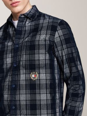 camicia relaxed fit a quadri con ricamo grigio da uomini tommy jeans