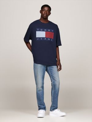 blau tommy flag oversized fit t-shirt mit badge für herren - tommy jeans