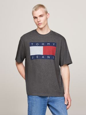 grey tommy flag badge oversized t-shirt for men tommy jeans