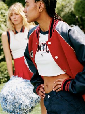 rot tj x game day varsity-jacke mit rückenlogo für herren - tommy jeans