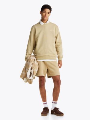 sweat à col ras-du-cou et logo beige pour hommes tommy jeans