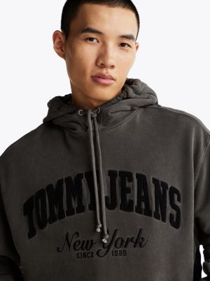 sweat à capuche décontracté varsity délavé gris pour hommes tommy jeans