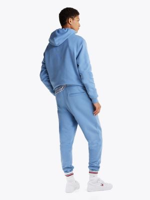 blau tommy badge jogginghose mit tunnelzug für herren - tommy jeans