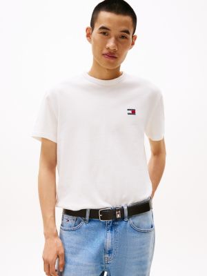 white tommy badge t-shirt für herren - tommy jeans