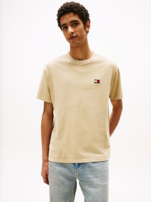 khaki relaxed fit t-shirt met geweven badge voor heren - tommy jeans