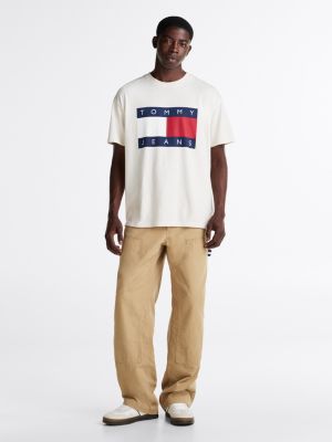 beige flag badge relaxed t-shirt for men tommy jeans