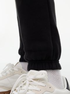 Tommy Flag Slim Fleece Drawstring Joggers — Black 5