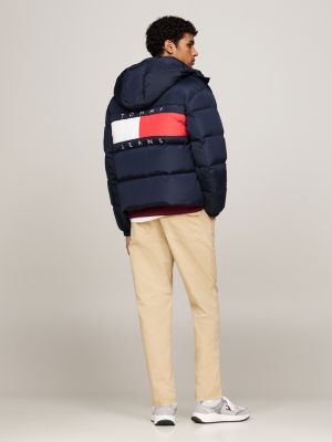 blau alaska puffer-jacke mit flag-badge für herren - tommy jeans