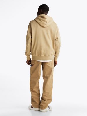 sweat à capuche à logo brodé beige pour hommes tommy jeans