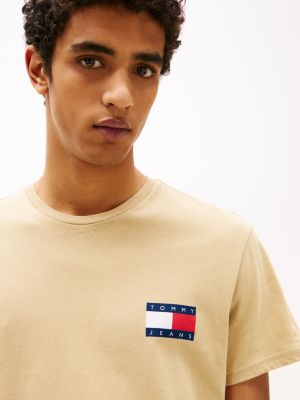 brown tommy badge slim t-shirt for men tommy jeans