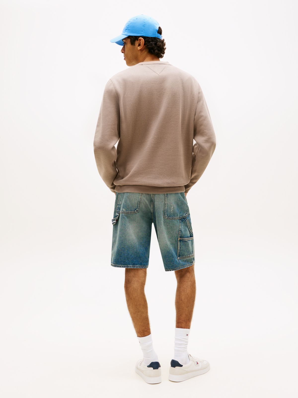 Tommy Flag Brushed Fleece Sweatshirt — Grey