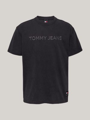 camiseta teñida en prenda con logo bordado negro de hombres tommy jeans