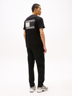 black paisley back logo t-shirt for men tommy jeans