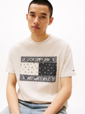 beige paisley logo relaxed t-shirt for men tommy jeans