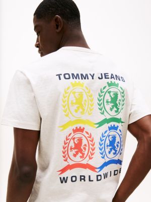 t-shirt varsity à logo et blason au dos blanc pour hommes tommy jeans