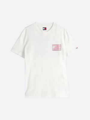 white signature back logo t-shirt for men tommy jeans