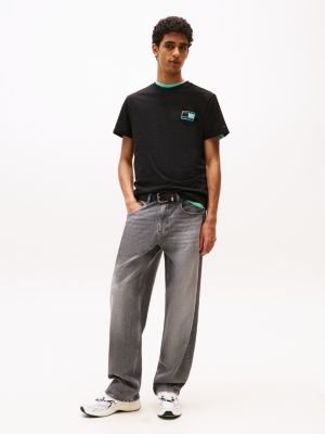 czarny t-shirt o wąskim kroju z logo dla mężczyźni - tommy jeans