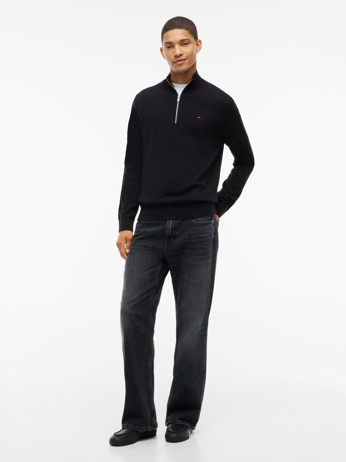 Tommy Flag Lightweight Slim Quarter-Zip Jumper — Black