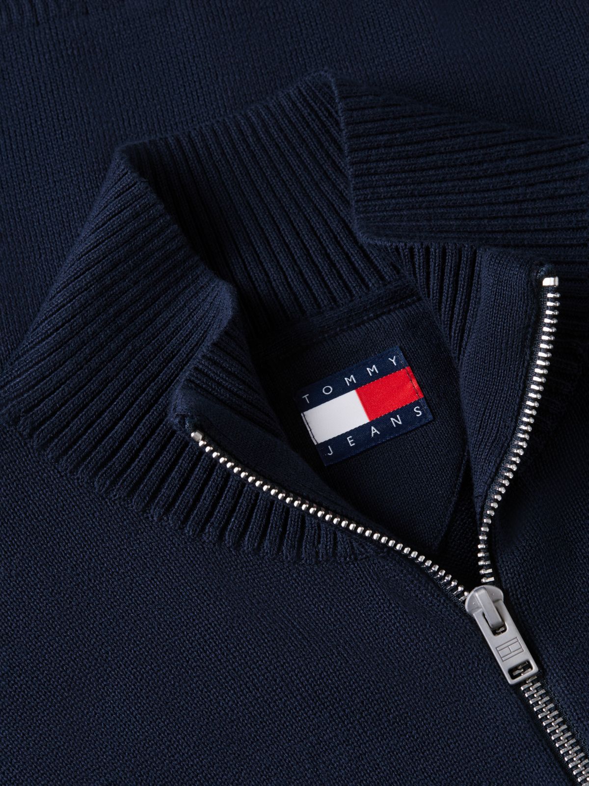 Tommy Flag Lightweight Slim Quarter-Zip Jumper — Blue
