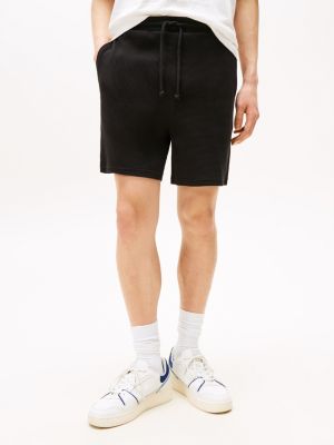 zwart relaxed sweatshort met wafelsteek voor heren - tommy jeans
