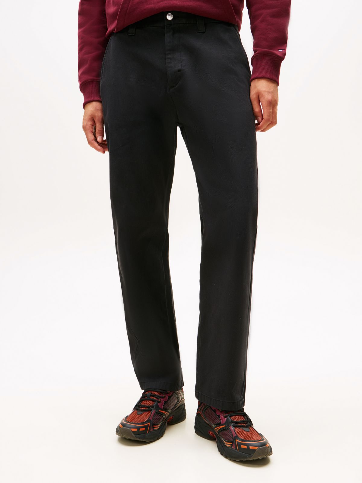 Sonny Slim Fit Chinos — Black