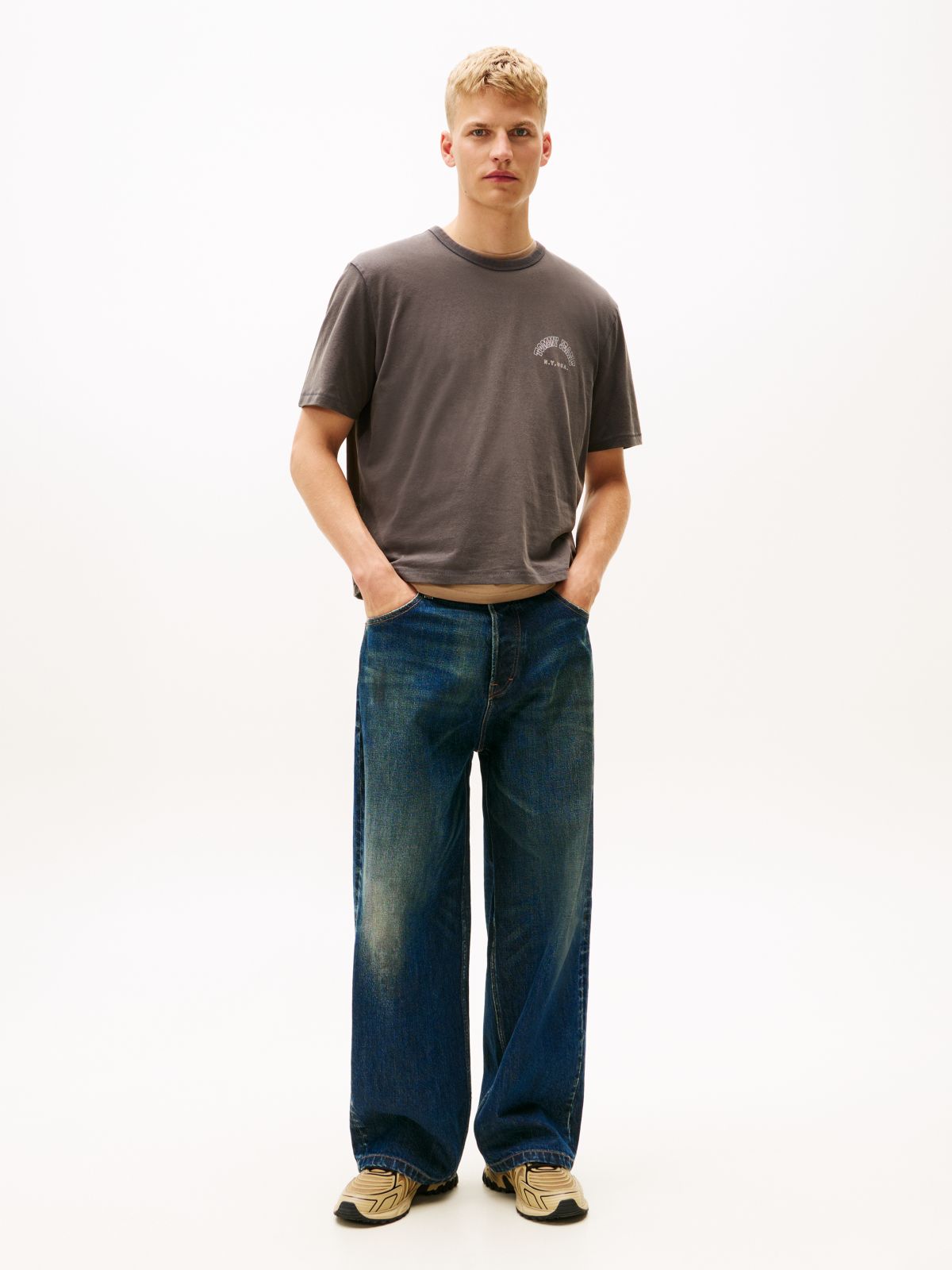 90s Western Back Logo T-Shirt — Grey