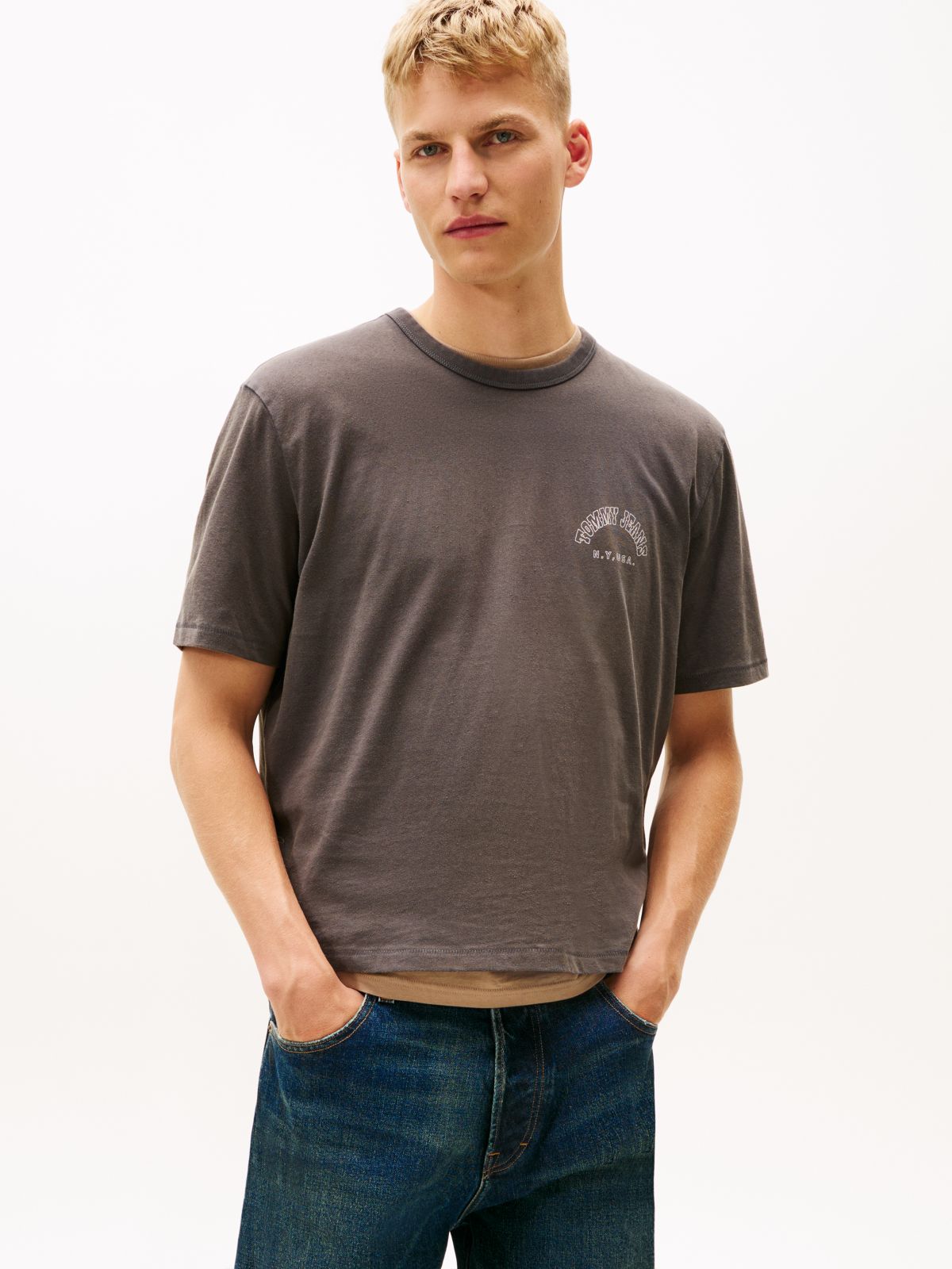 90s Western Back Logo T-Shirt — Grey