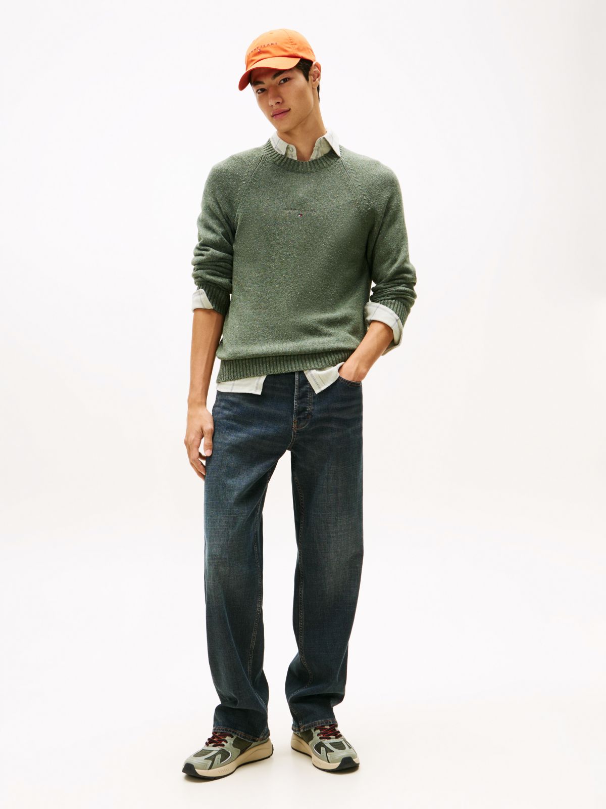 Linear Logo Raglan Sleeve Slim Jumper — Green