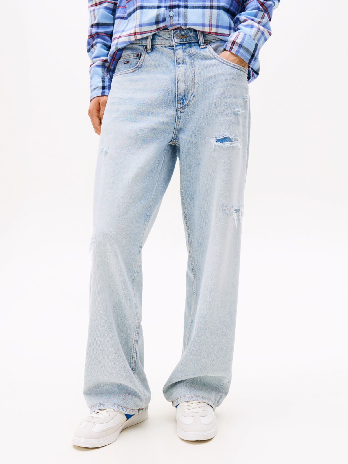 Jaimie Coolmax Distressed Relaxed Straight Leg Jeans — Blue