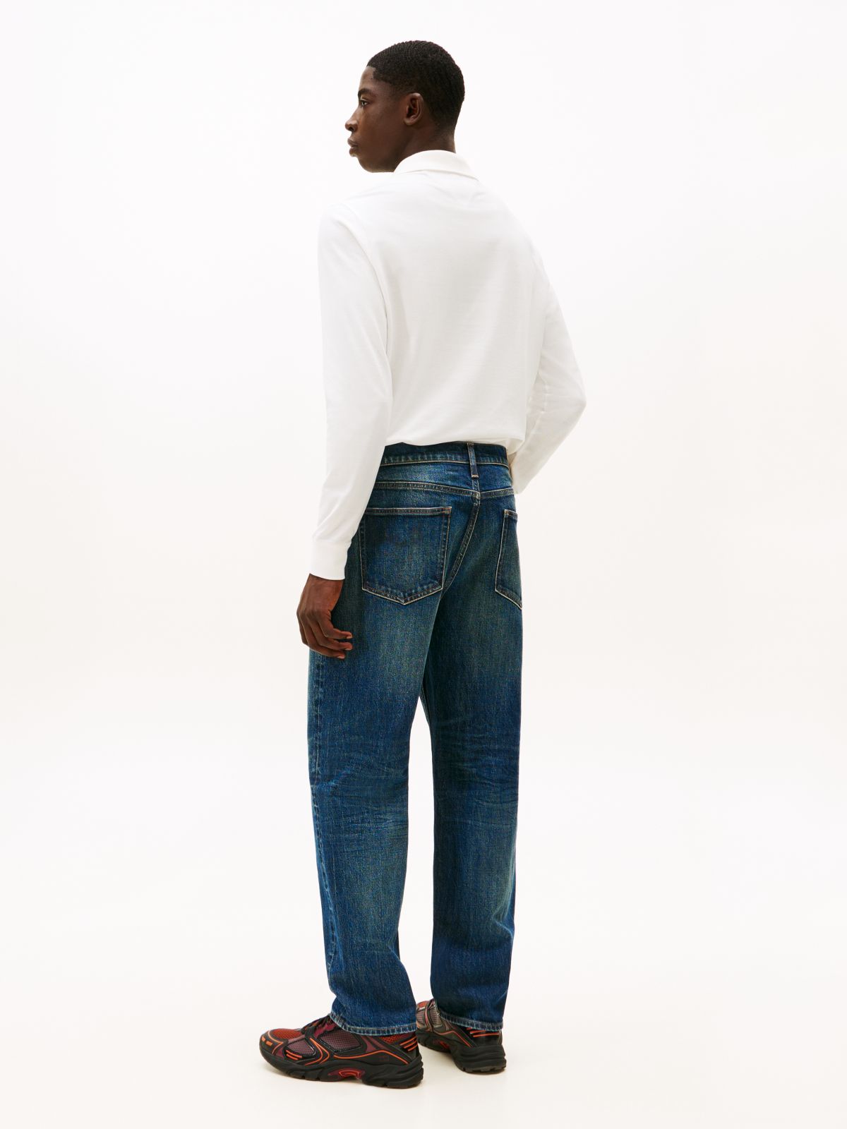 Sonny Regular Tapered Leg Jeans — Blue