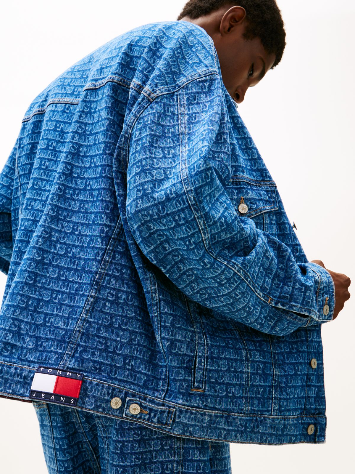 Spell-Out Logo Oversized Denim Trucker Jacket — Blue