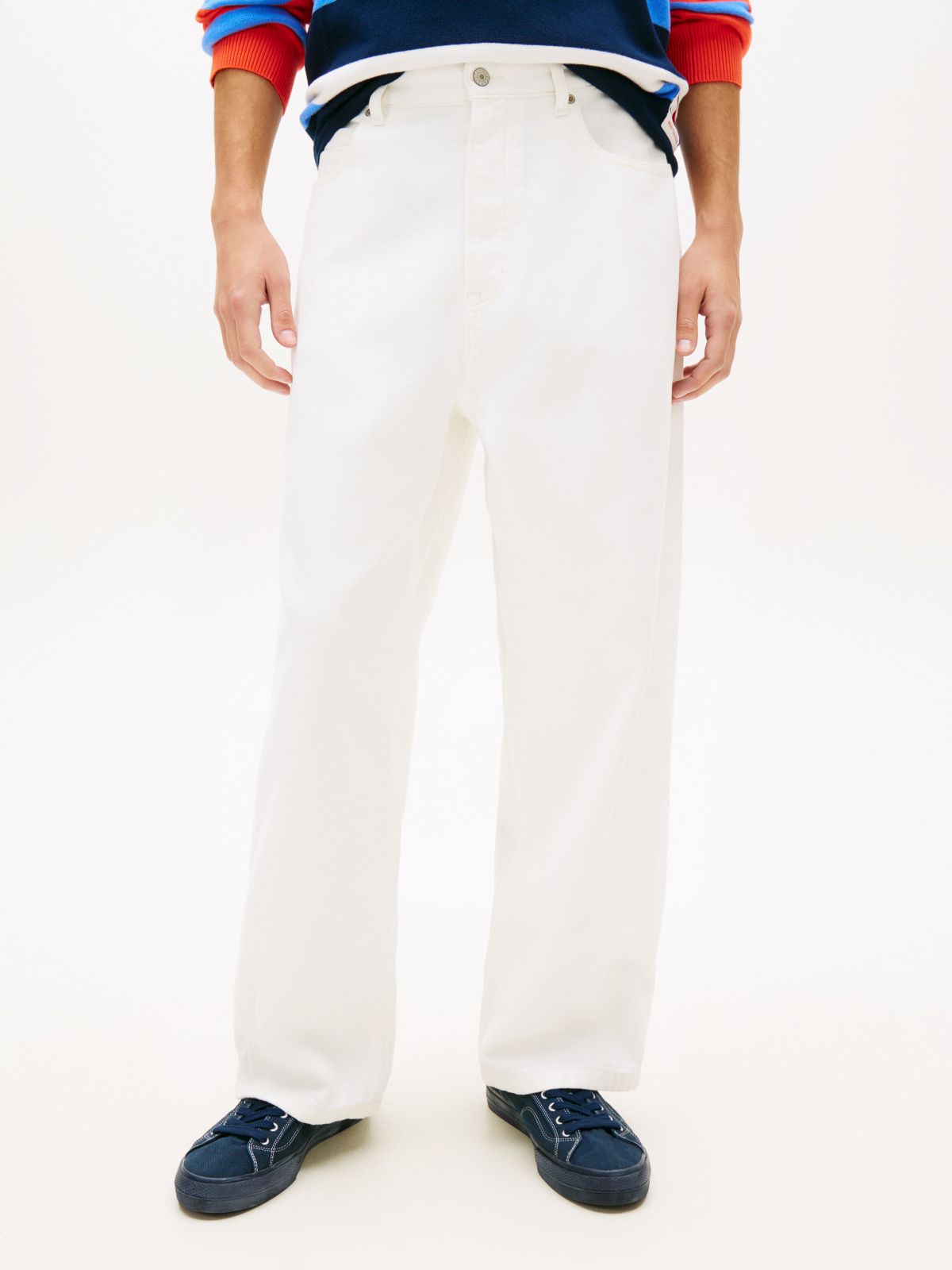Theo Loose White Jeans — White