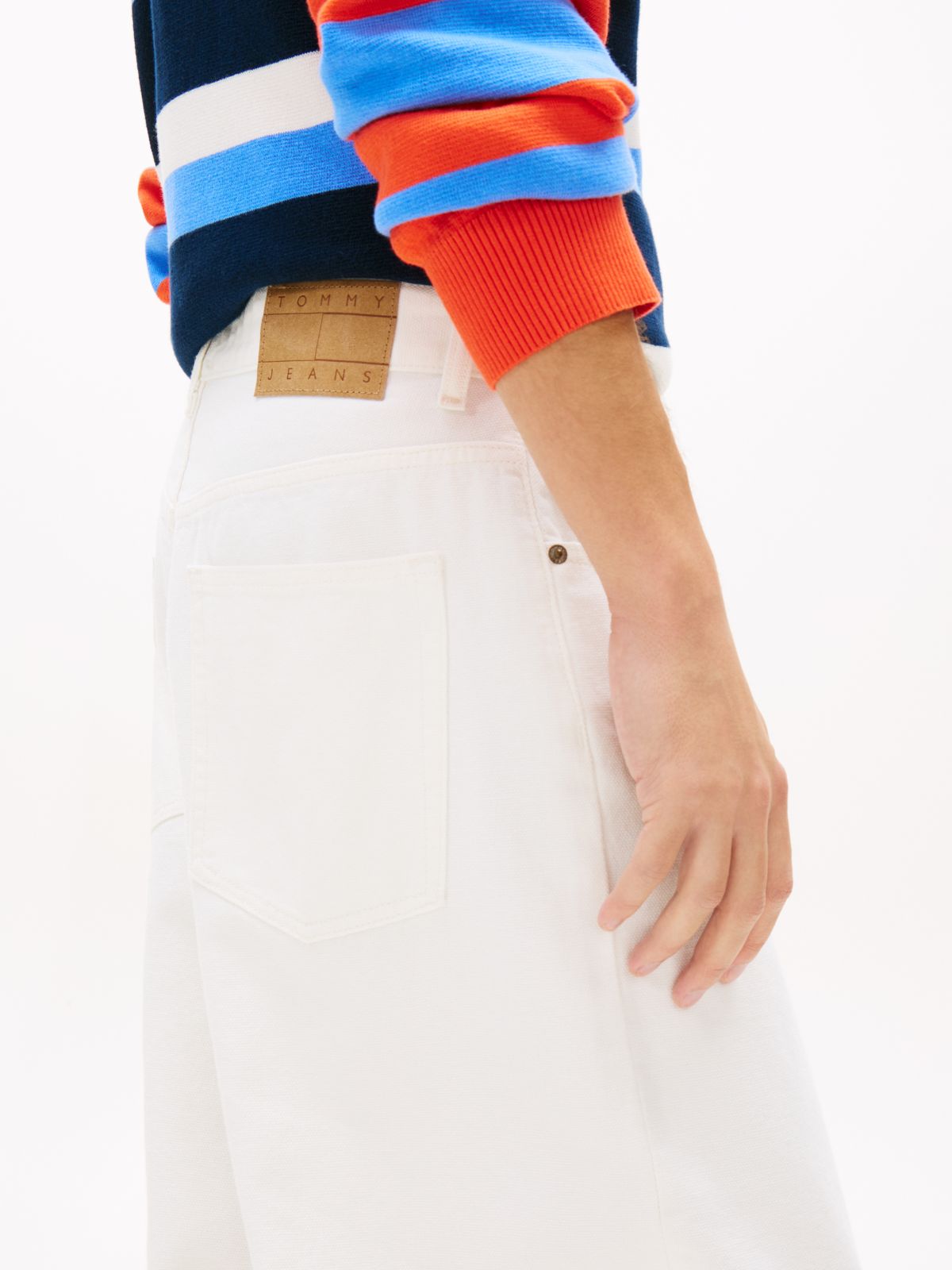 Theo Loose White Jeans — White