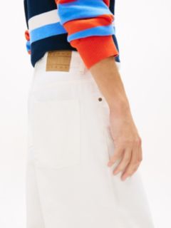 Theo Loose White Jeans — White 4