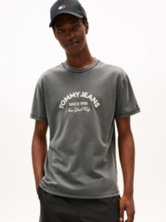 Arch Logo Textured T-Shirt — Black 1