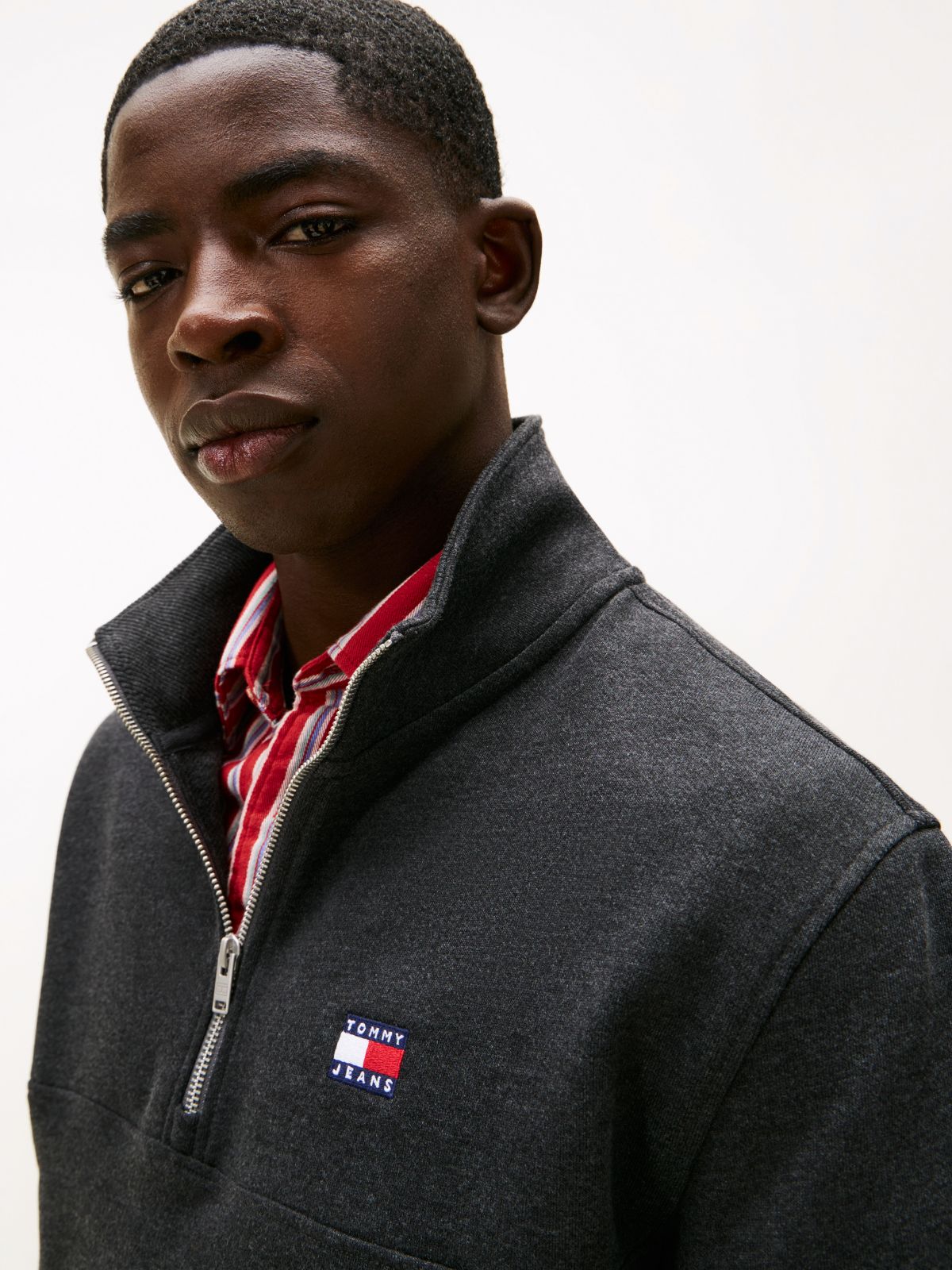Tommy Badge Quarter-Zip Jumper — Black