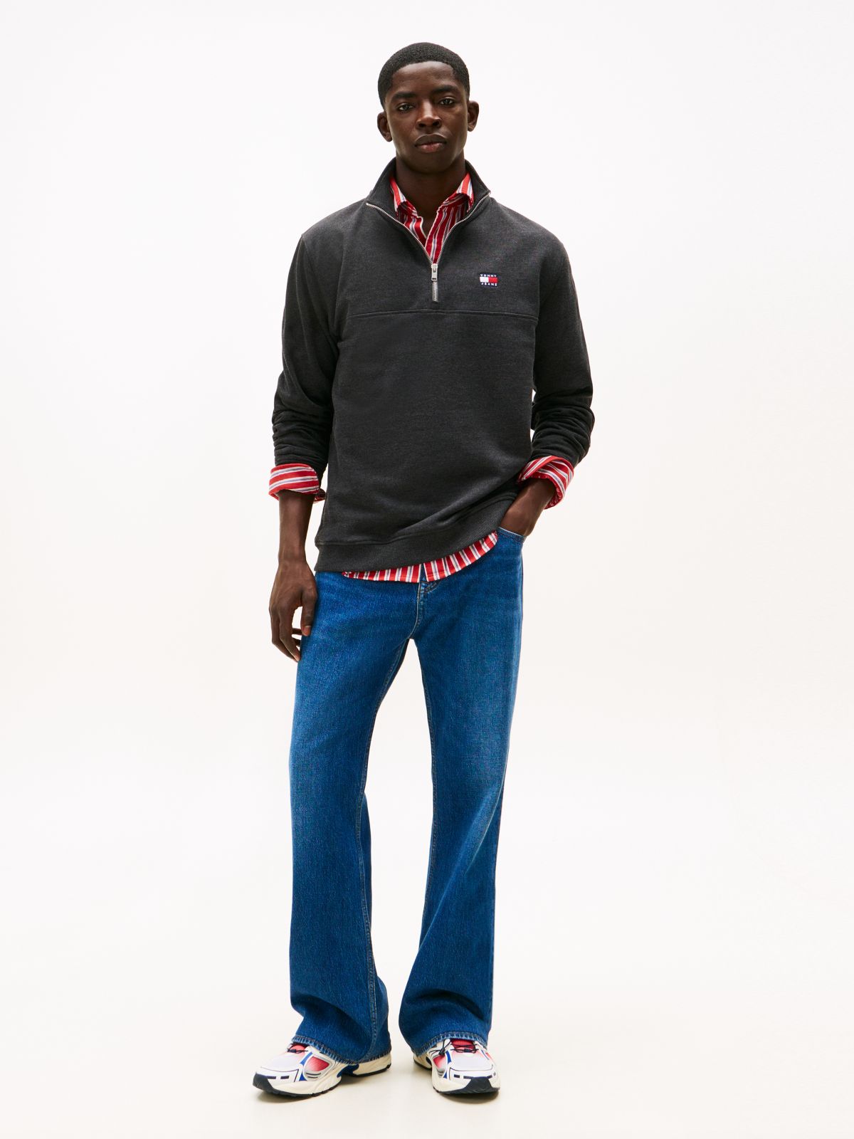 Tommy Badge Quarter-Zip Jumper — Black