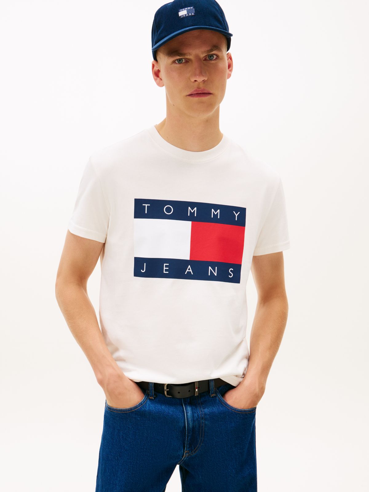 Flag Badge Crew Neck T-Shirt — White