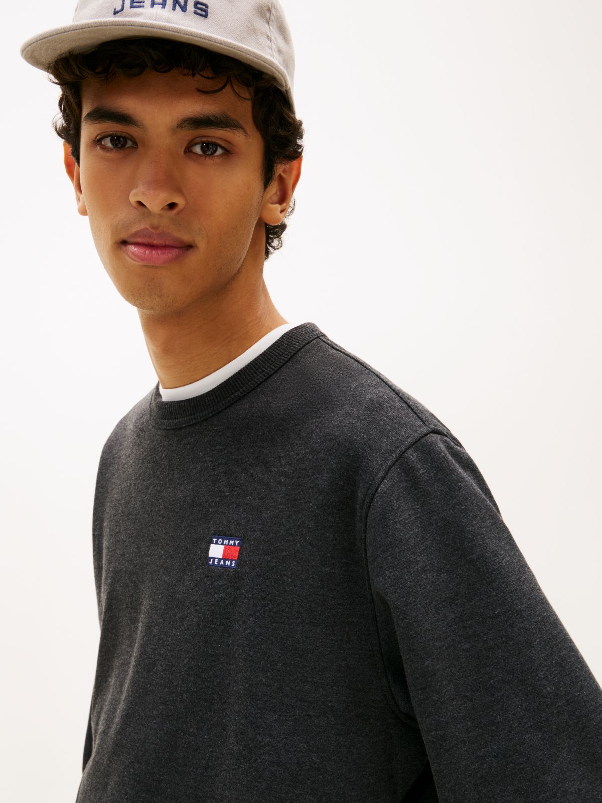 Tommy Badge Terry Crew Neck Sweatshirt — Black