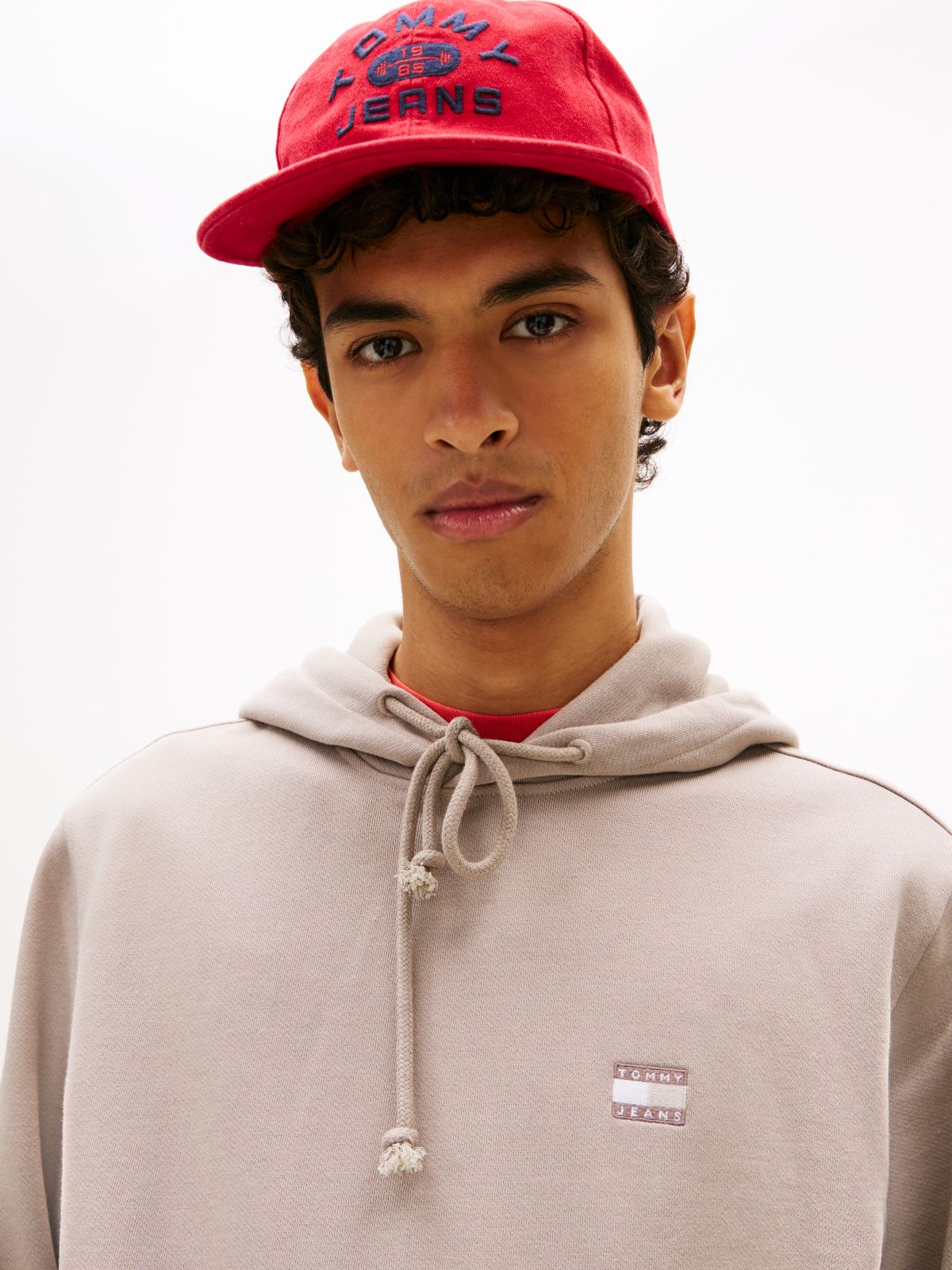 Tommy Badge Terry Hoody — Grey