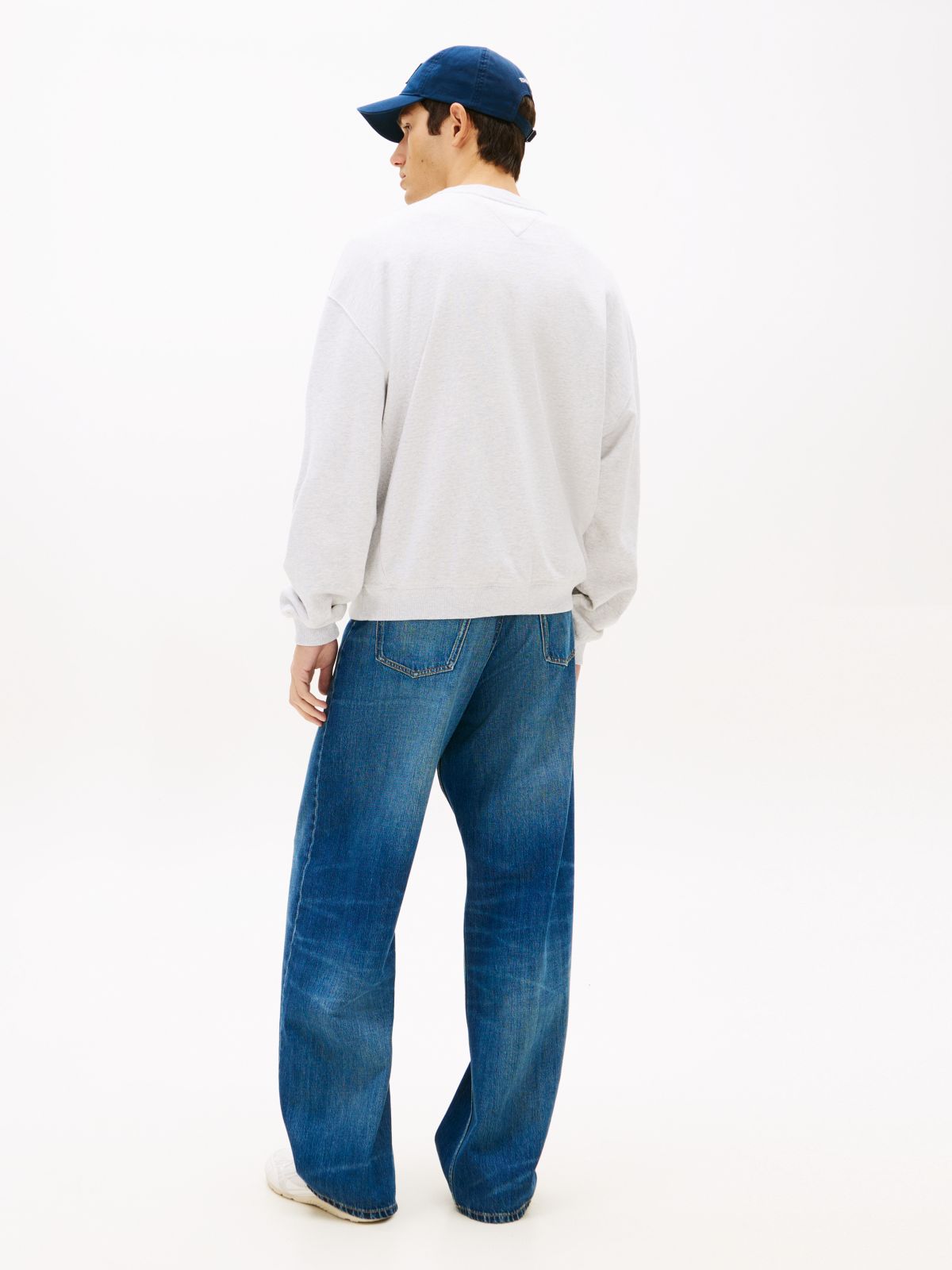 90s Wavy Flag Terry Crew Neck Sweatshirt — Grey