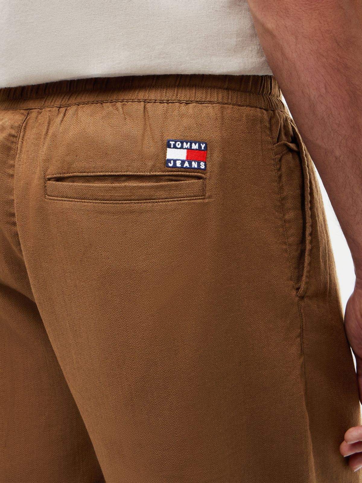 Logo Relaxed Shorts With Linen — Brown
