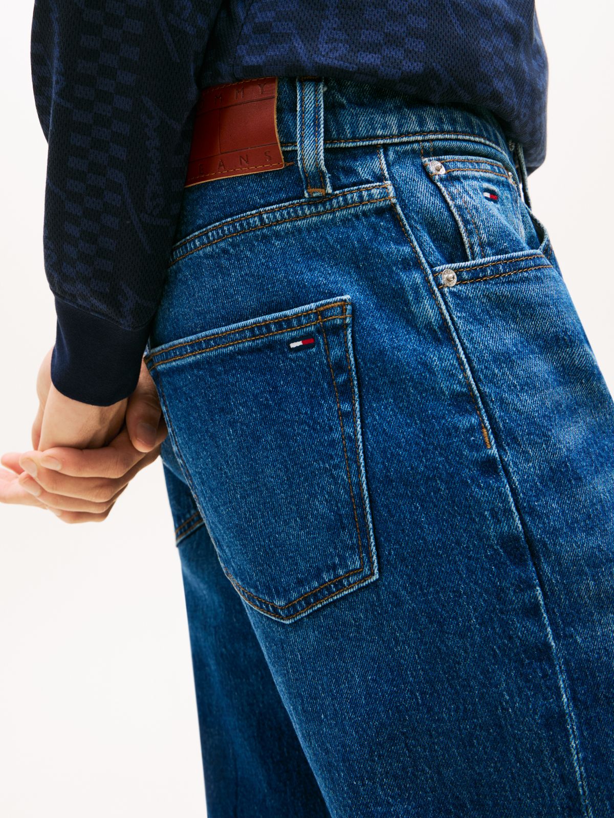 Faded Slim Jeans — Blue